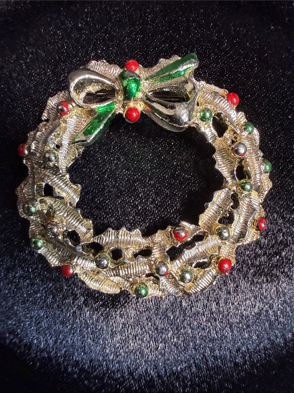 Vintage Gerrys Gold Wreath Brooch with Green and Red Accents